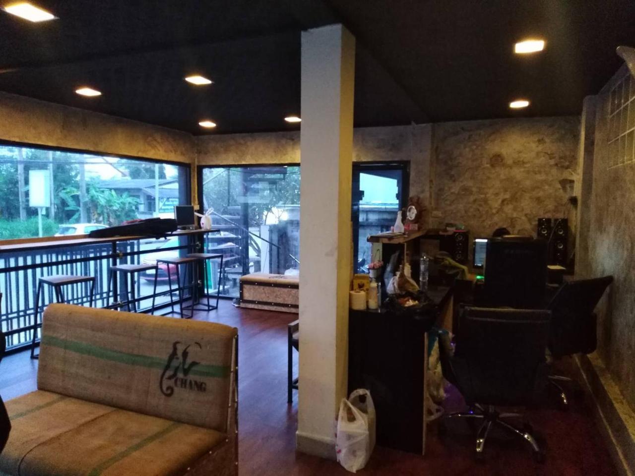 Chang Bed And Bar Hostel (Adults Only) Surat Thani Eksteriør billede