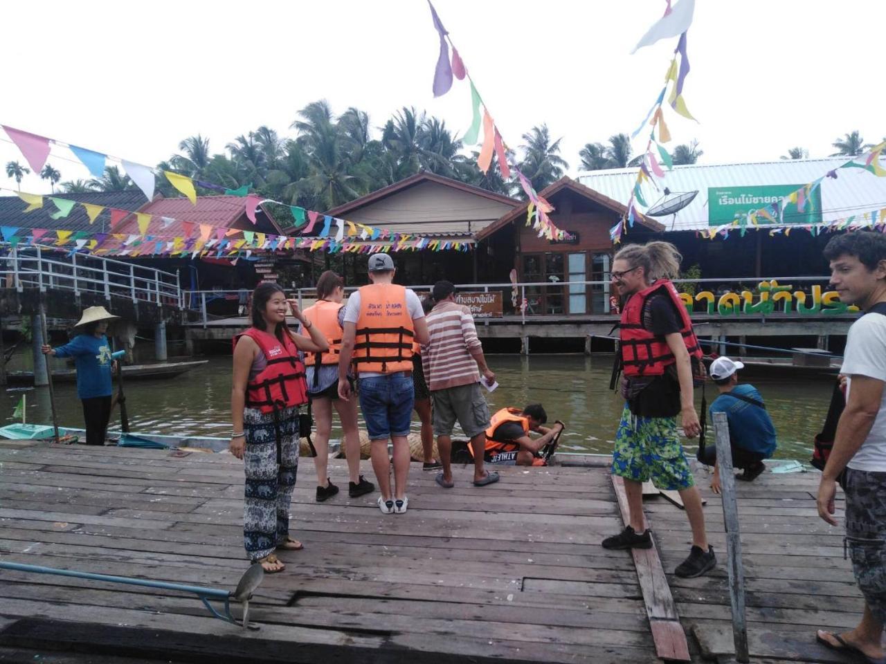 Chang Bed And Bar Hostel (Adults Only) Surat Thani Eksteriør billede